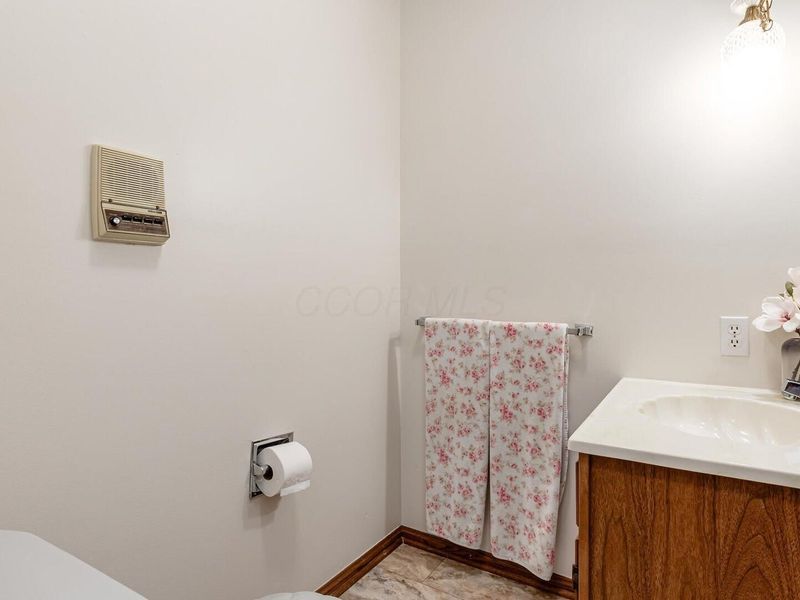 255 Briarwood Drive, Newark, OH 43055 Photo 73