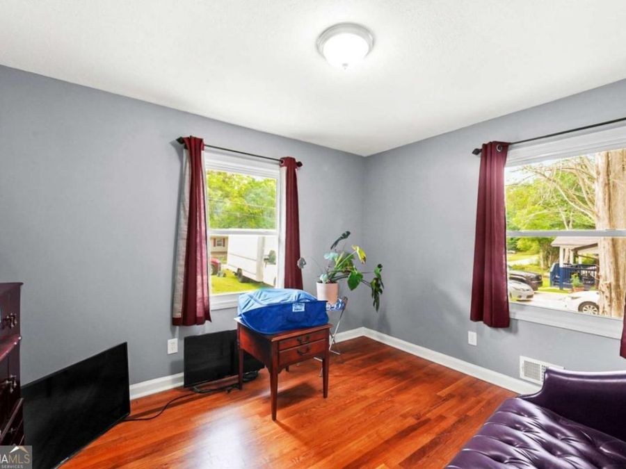 Property Image 16