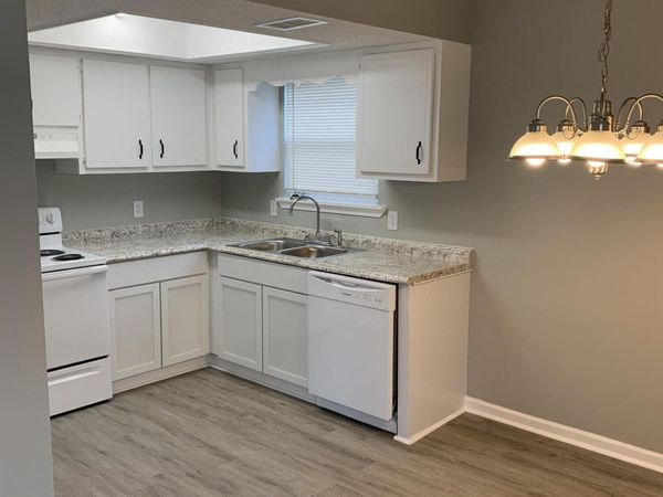 113 Kapalua Drive , Panama City, FL 32408