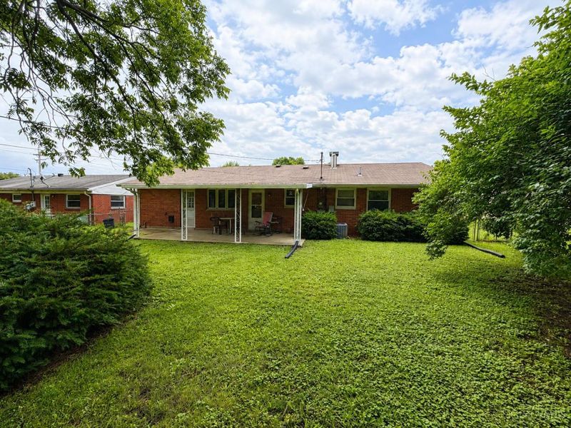 517 Rockford Drive, Hamilton, OH 45013 Photo 3
