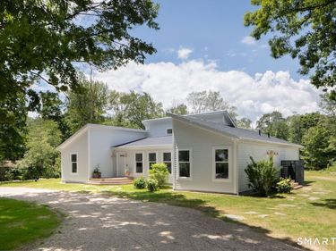 27 Morey , Sharon, CT 06069