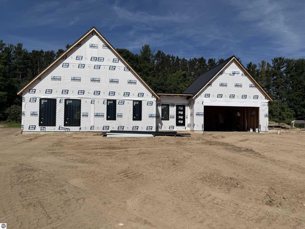 4141 Fireside Trail, Traverse City, MI 49685
