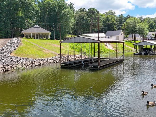 31 CLEMONS DR, Cherokee, AL 35616