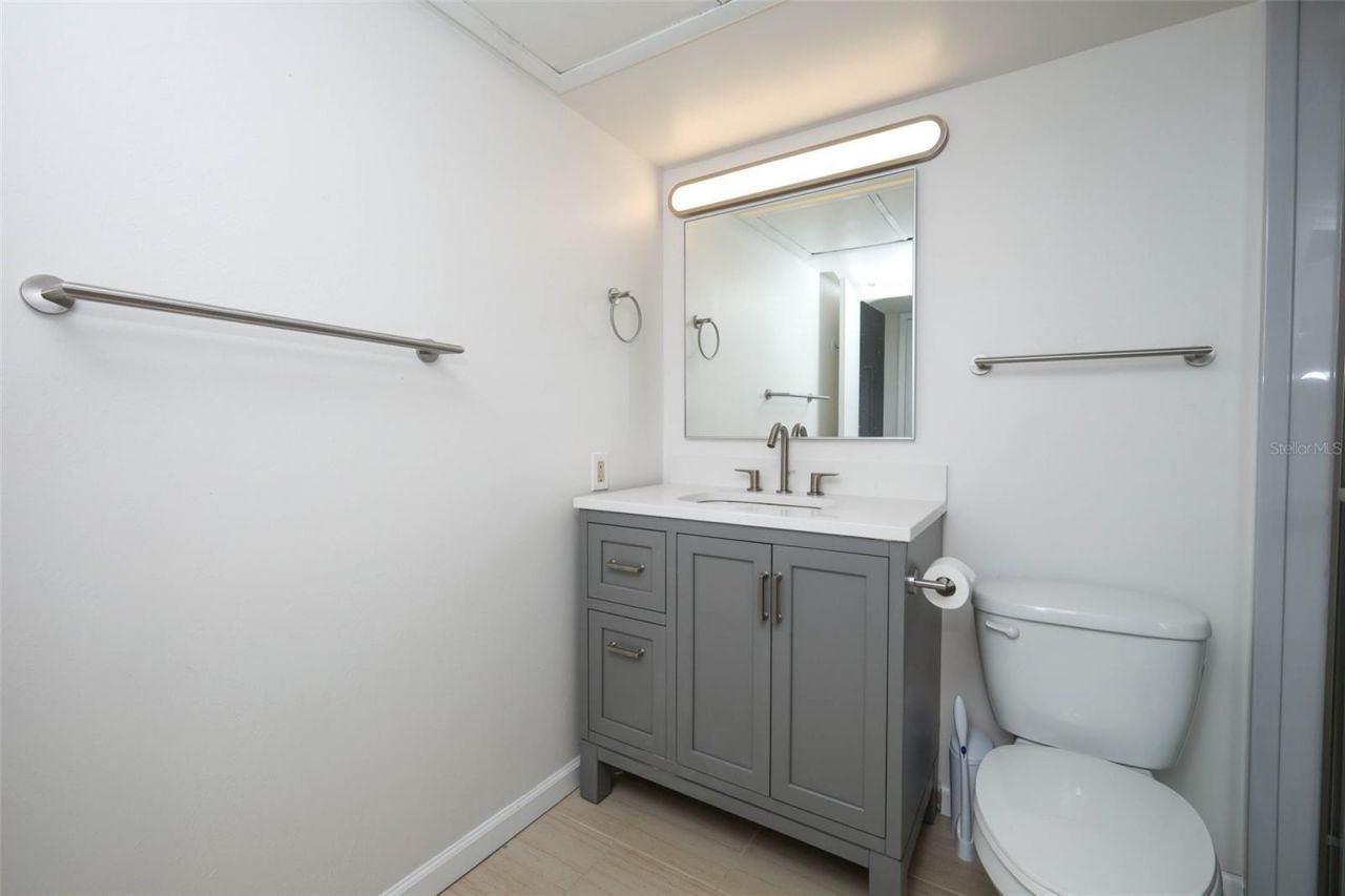 345 Forestway Circle, Unit 205, Altamonte Springs, FL 32701 Photo