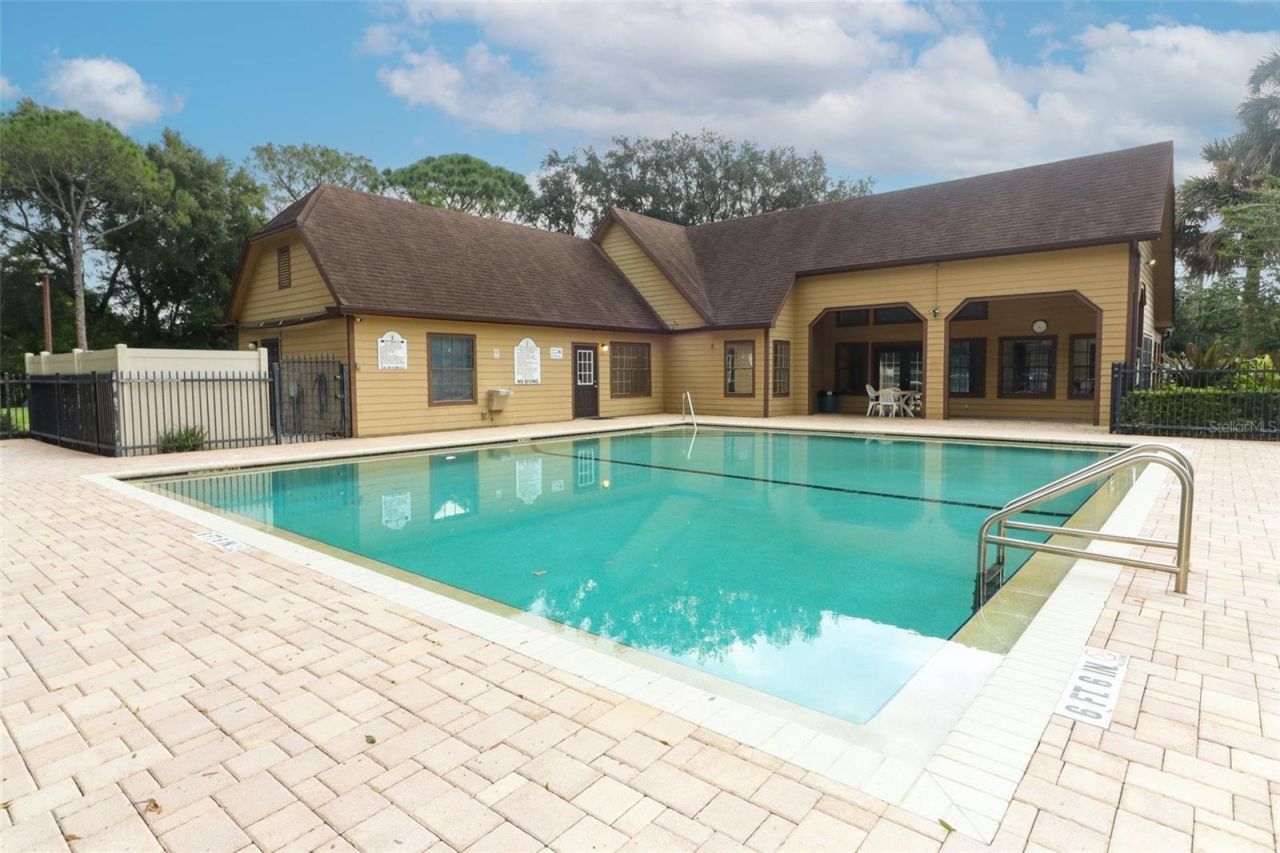 345 Forestway Circle, Unit 205, Altamonte Springs, FL 32701 Photo