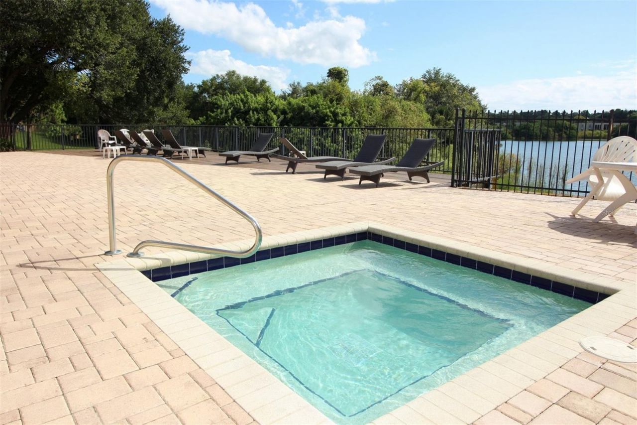 345 Forestway Circle, Unit 205, Altamonte Springs, FL 32701 Photo
