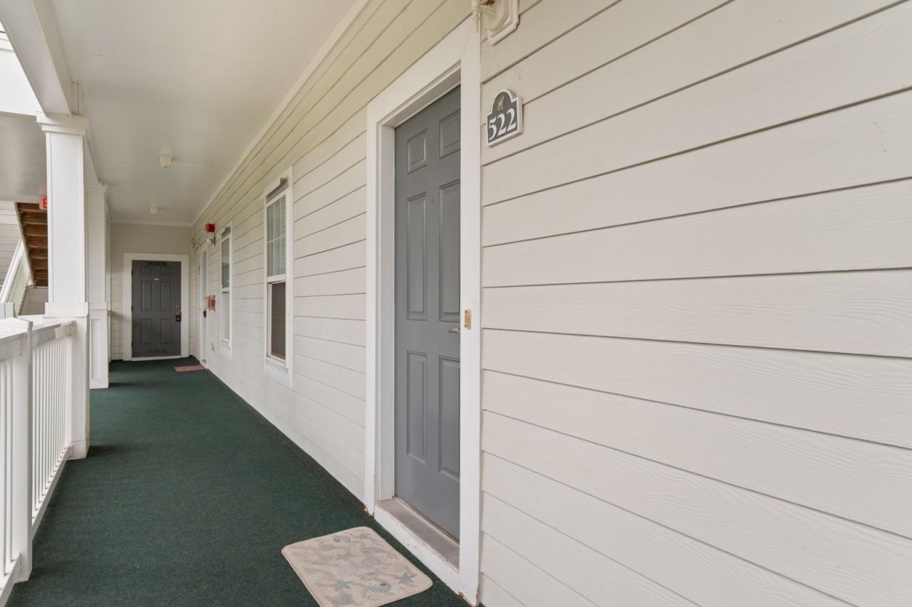 5825 Catalina Dr. Photo 25