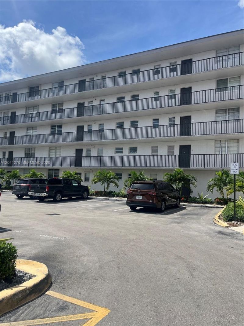 14170 SW 84th St , Unit 203-F, Miami, FL 33183 Photo