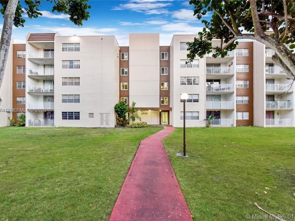 6930 Miami Gardens Dr, Unit 1-209, Hialeah, FL 33015