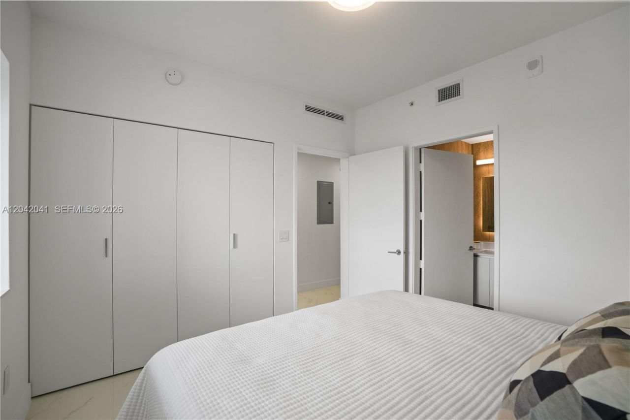 700 NE 24 , Unit 3905, Miami, FL 33137 Photo