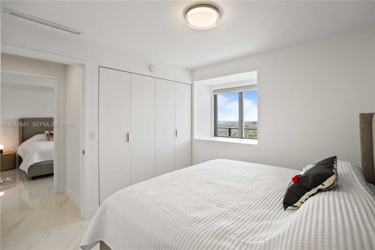 700 NE 24 , Unit 3905, Miami, FL 33137 Photo