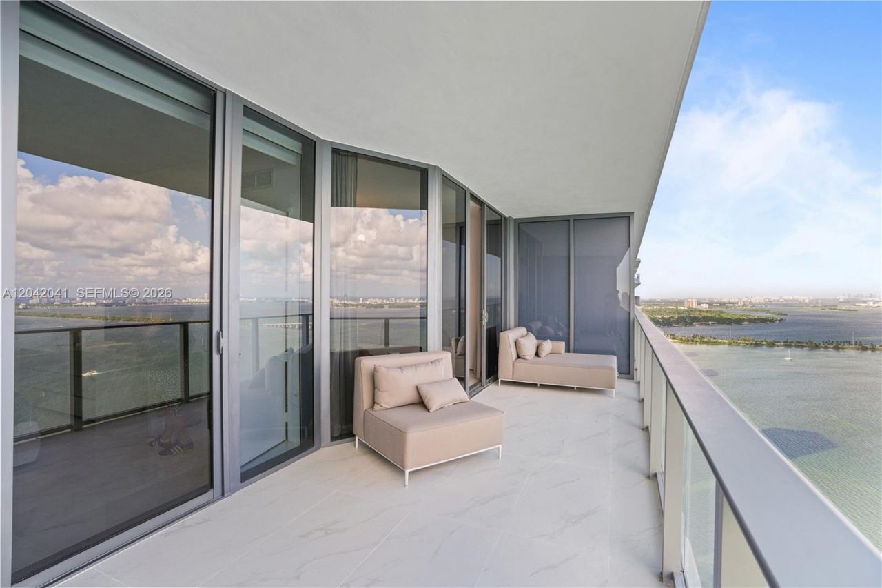 700 NE 24 , Unit 3905, Miami, FL 33137 Photo