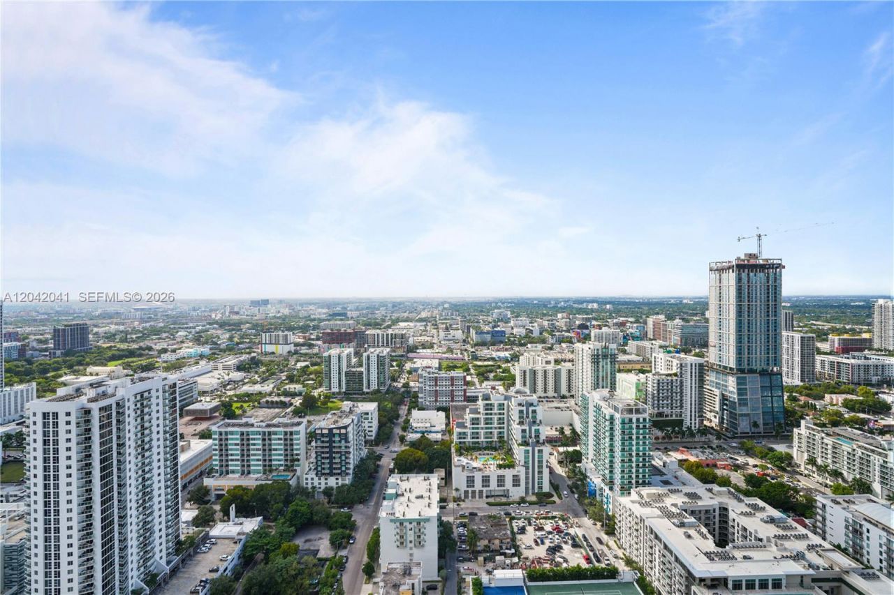 700 NE 24 , Unit 3905, Miami, FL 33137 Photo