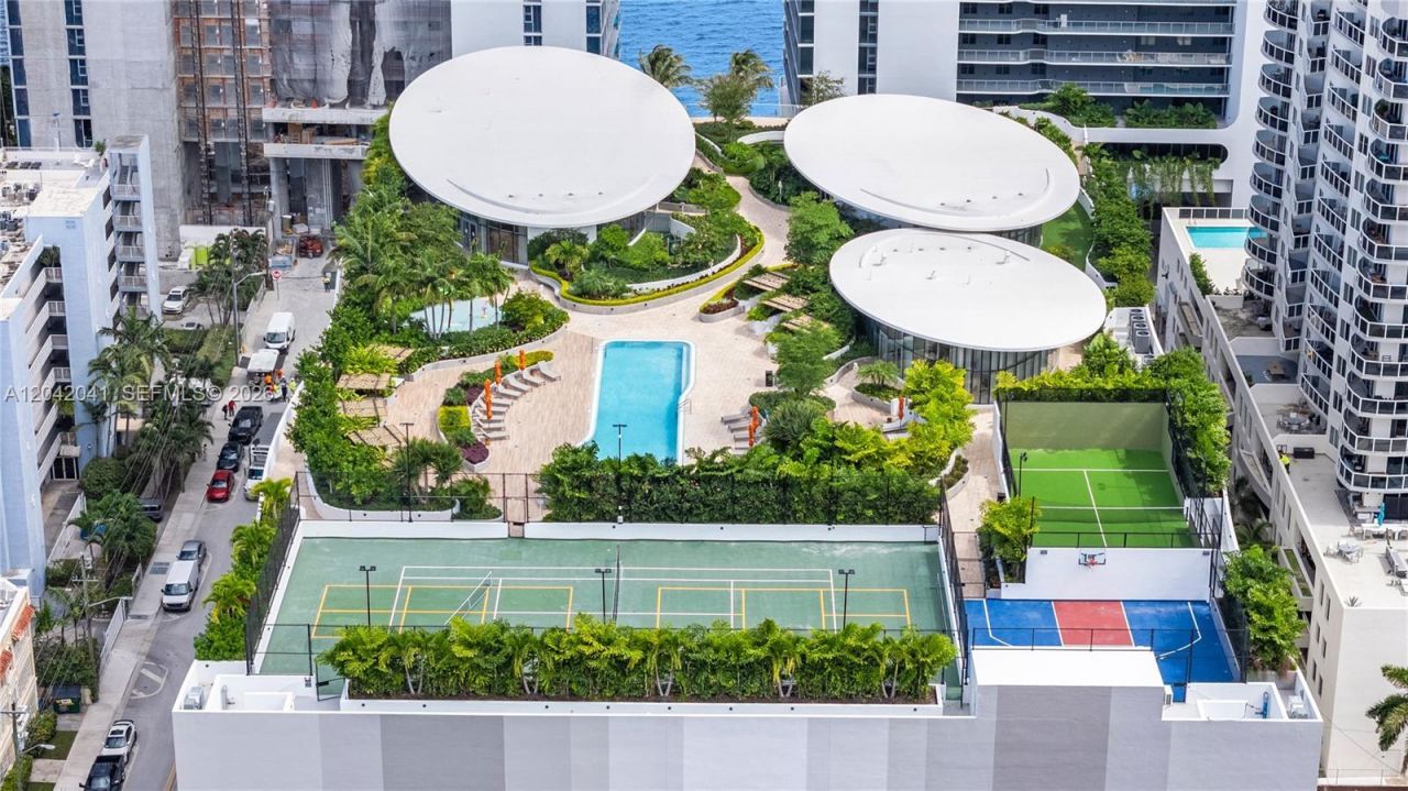 700 NE 24 , Unit 3905, Miami, FL 33137 Photo