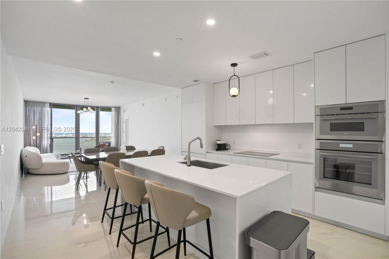 700 NE 24 , Unit 3905, Miami, FL 33137 Photo