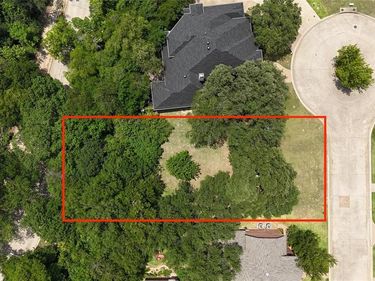 1100 Brae Court, Fort Worth, TX 76111