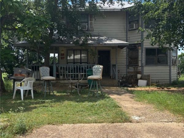 407 N 14th Street , Gatesville, TX 76528