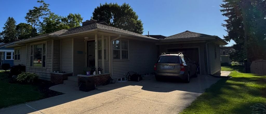 805 S Thompson Street, Jackson, MI 49203 Main Photo