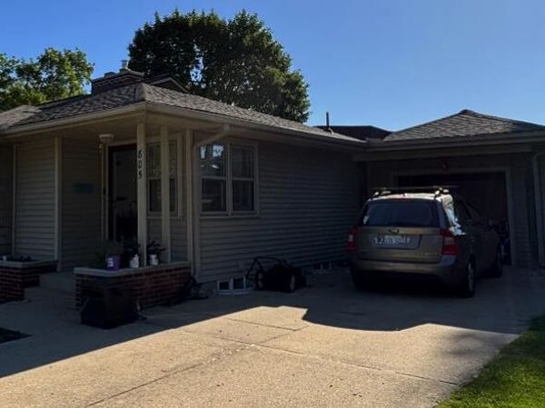 805 S Thompson Street, Jackson, MI 49203
