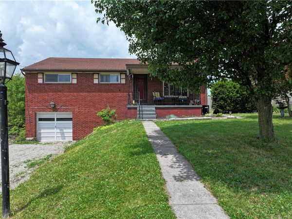 258 Young Dr , Monroeville, PA 15146