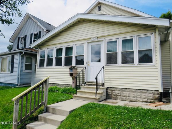 1305 Navarre Avenue , Toledo, OH 43605