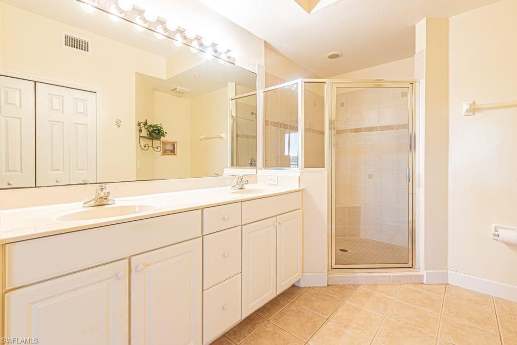 10710 Ravenna Way, Unit 201, Fort Myers, FL 33913 Photo
