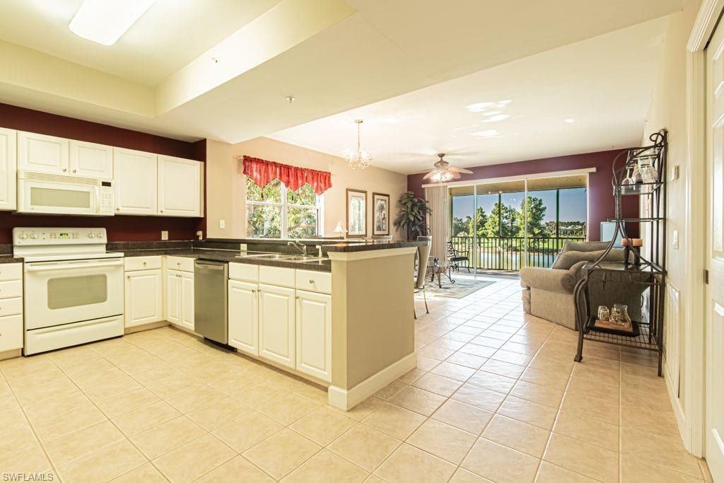 10710 Ravenna Way, Unit 201, Fort Myers, FL 33913 Photo