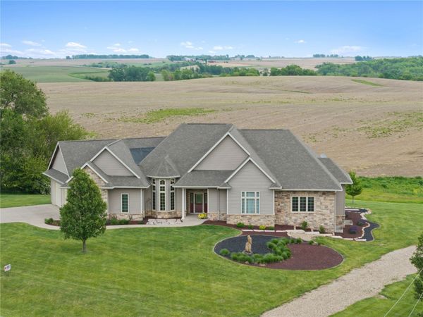 6078 Highway T-38 Highway N, Grinnell, IA 50112