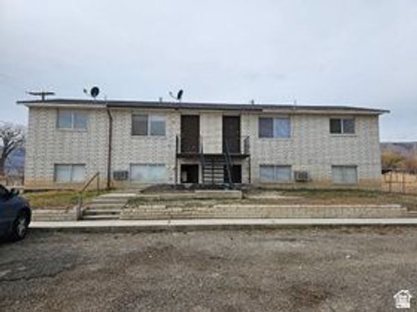 215 N 400 W, Unit 8, Ferron, UT 84523