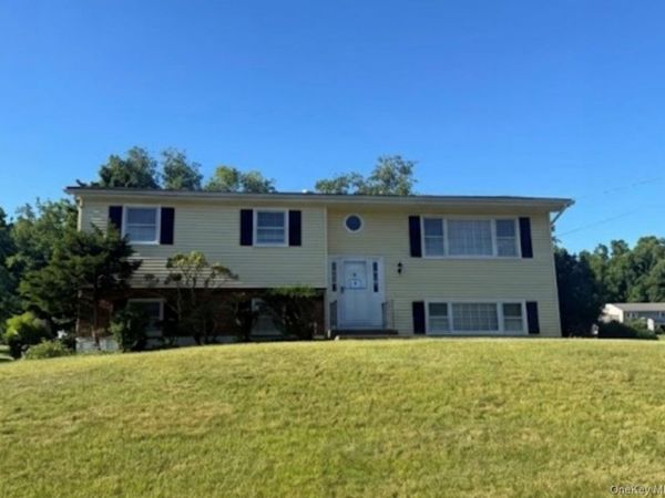 110 Orchid Drive, Pearl River, NY 10965