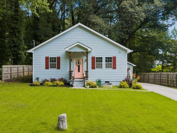2533 Romain Way, East Point, GA 30344