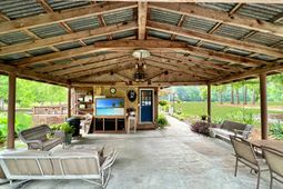 135 Durr Stables Lane photo 4