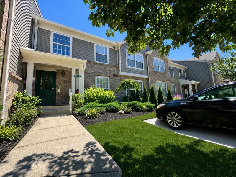 2276 Edenderry Drive, Unit 300, Crescent Springs, KY 41017 Photo 1