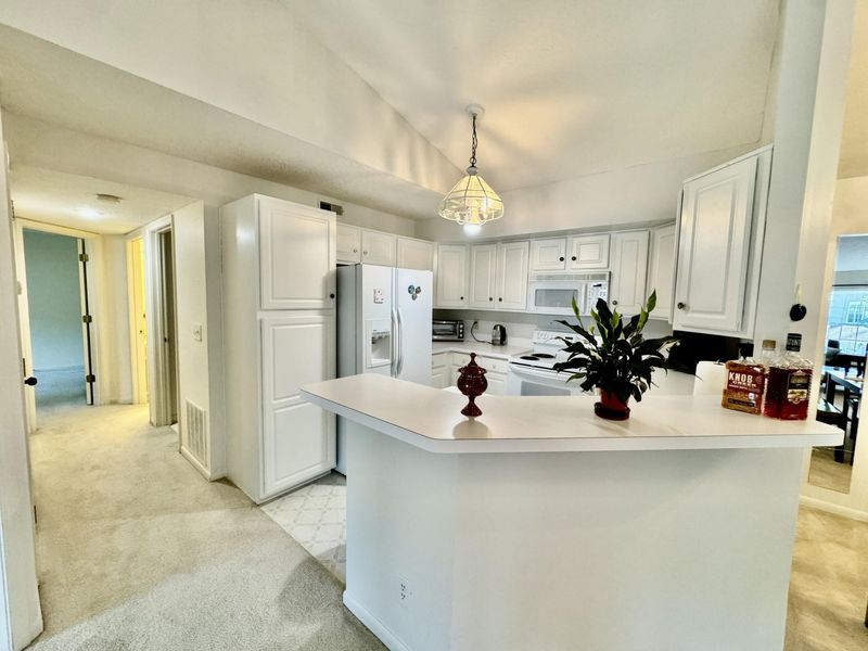 2276 Edenderry Drive, Unit 300, Crescent Springs, KY 41017 Photo 12