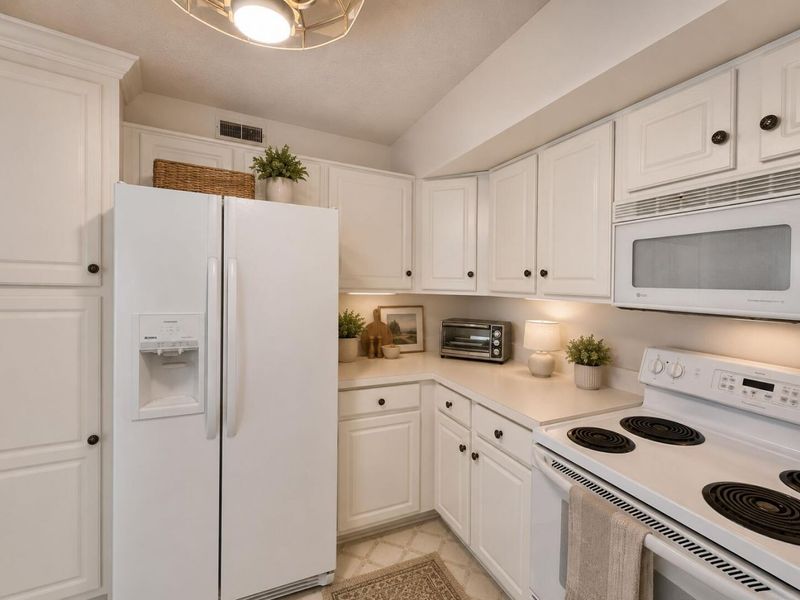2276 Edenderry Drive, Unit 300, Crescent Springs, KY 41017 Photo 9