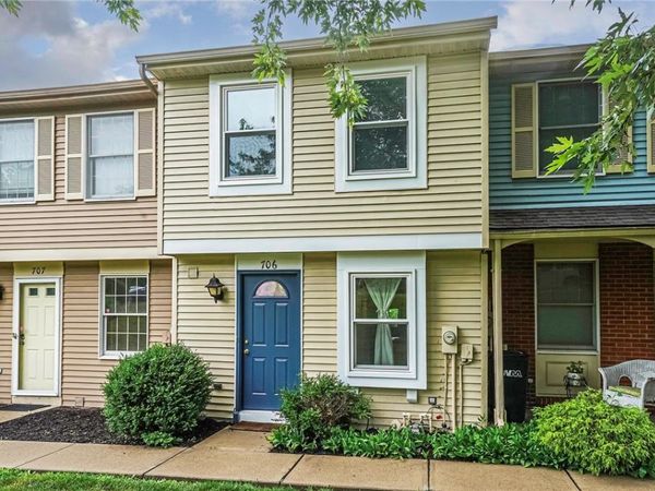 706 Bonnie Brae Dr , Unit 706, Coraopolis, PA 15108