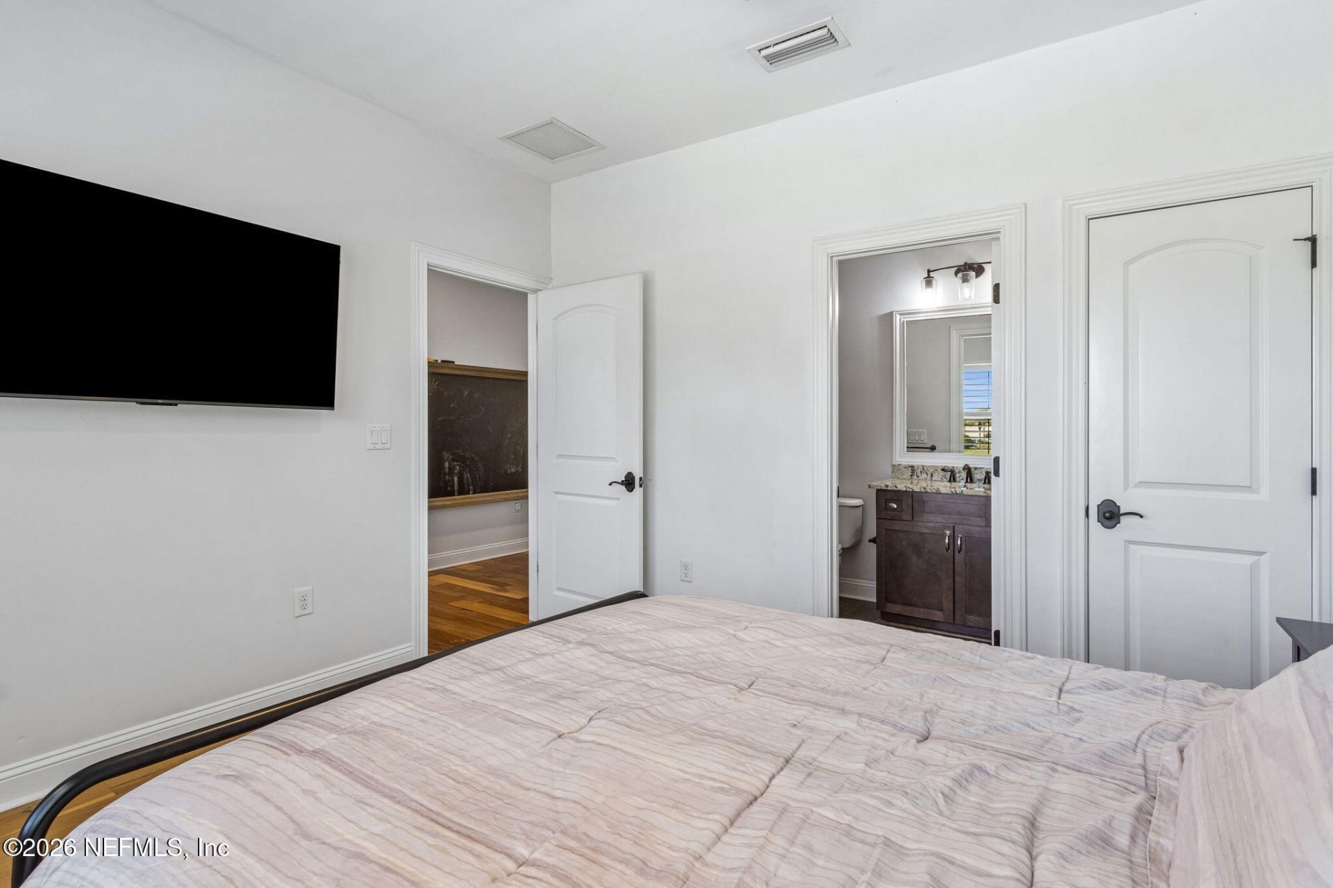 4135 Avalon Circle, Jacksonville Beach, FL 32250 Photo