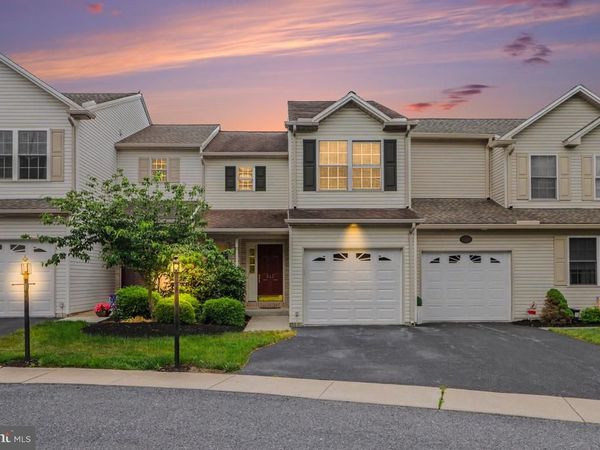 203 SILVER LEAF RDG RIDGE, HARRISBURG, PA 17110