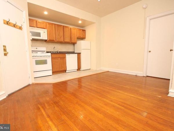 318 S 15TH STREET , Unit 2F, PHILADELPHIA, PA 19102