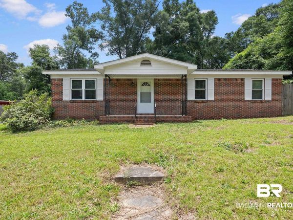 6879 Emory Drive, Mobile, AL 36619