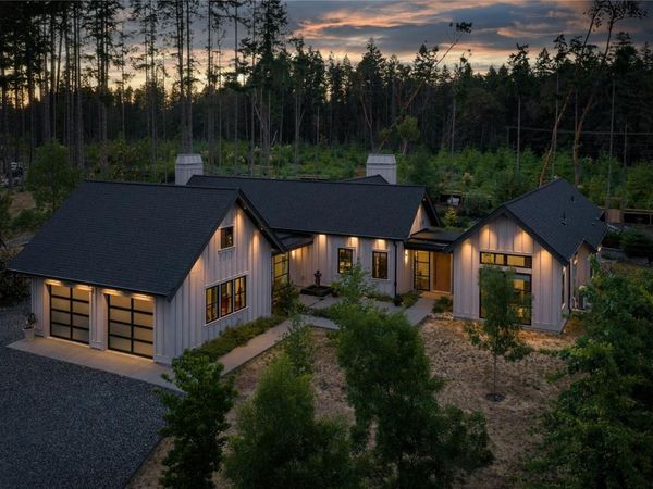 1175 Evergreen Way , Errington, BC V9P 2B1