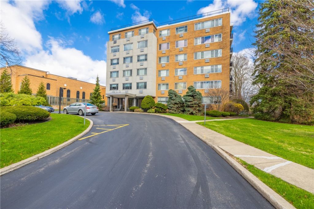 1000 East Avenue, Unit UN301, Rochester, NY 14607 Main Photo