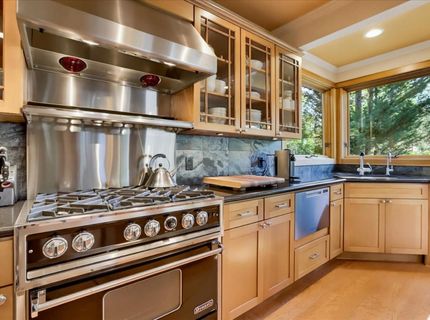 124 Grove St, Nevada City, CA 95959 Photo