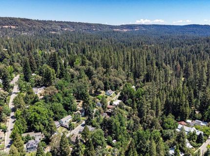 124 Grove St, Nevada City, CA 95959 Photo