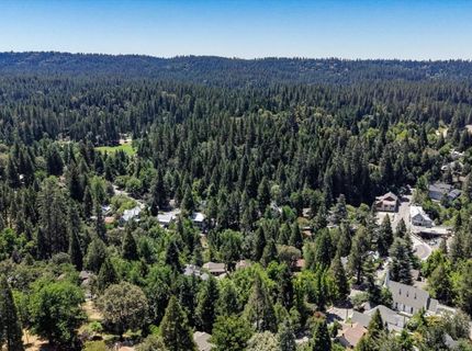 124 Grove St, Nevada City, CA 95959 Photo