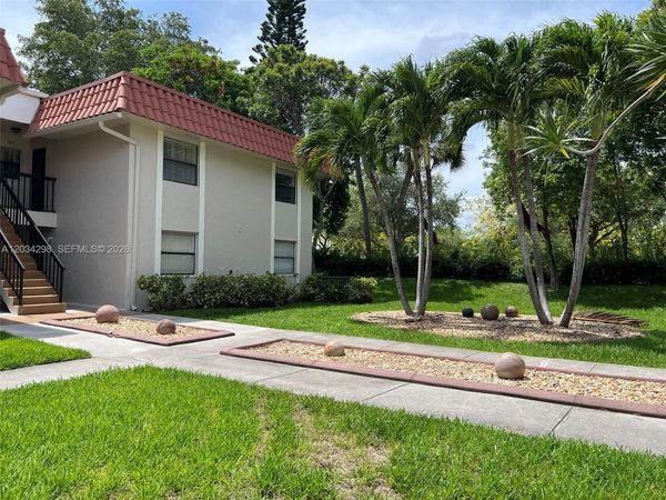 9710 Hammocks Blvd, Unit 204-31, Miami, FL 33196