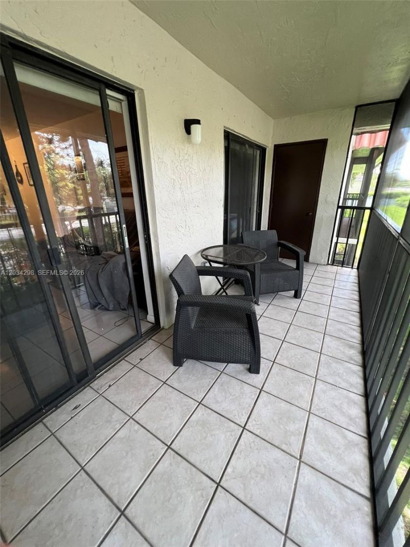 9710 Hammocks Blvd, Unit 204-31, Miami, FL 33196 Photo