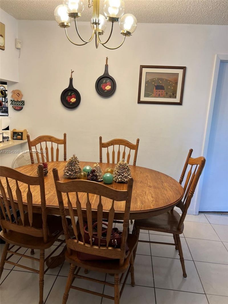 9710 Hammocks Blvd, Unit 204-31, Miami, FL 33196 Photo