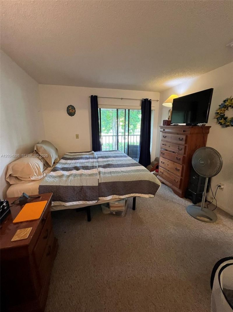 9710 Hammocks Blvd, Unit 204-31, Miami, FL 33196 Photo