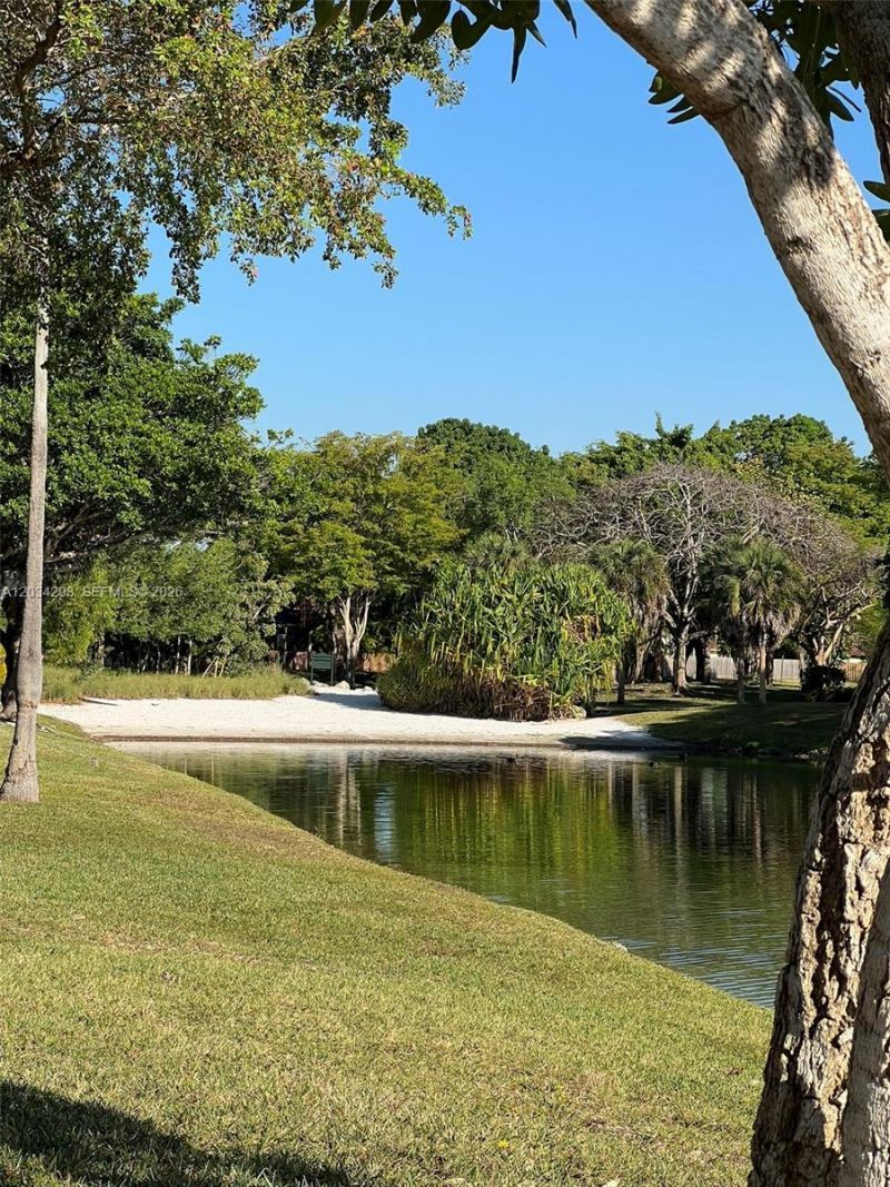 9710 Hammocks Blvd, Unit 204-31, Miami, FL 33196 Photo
